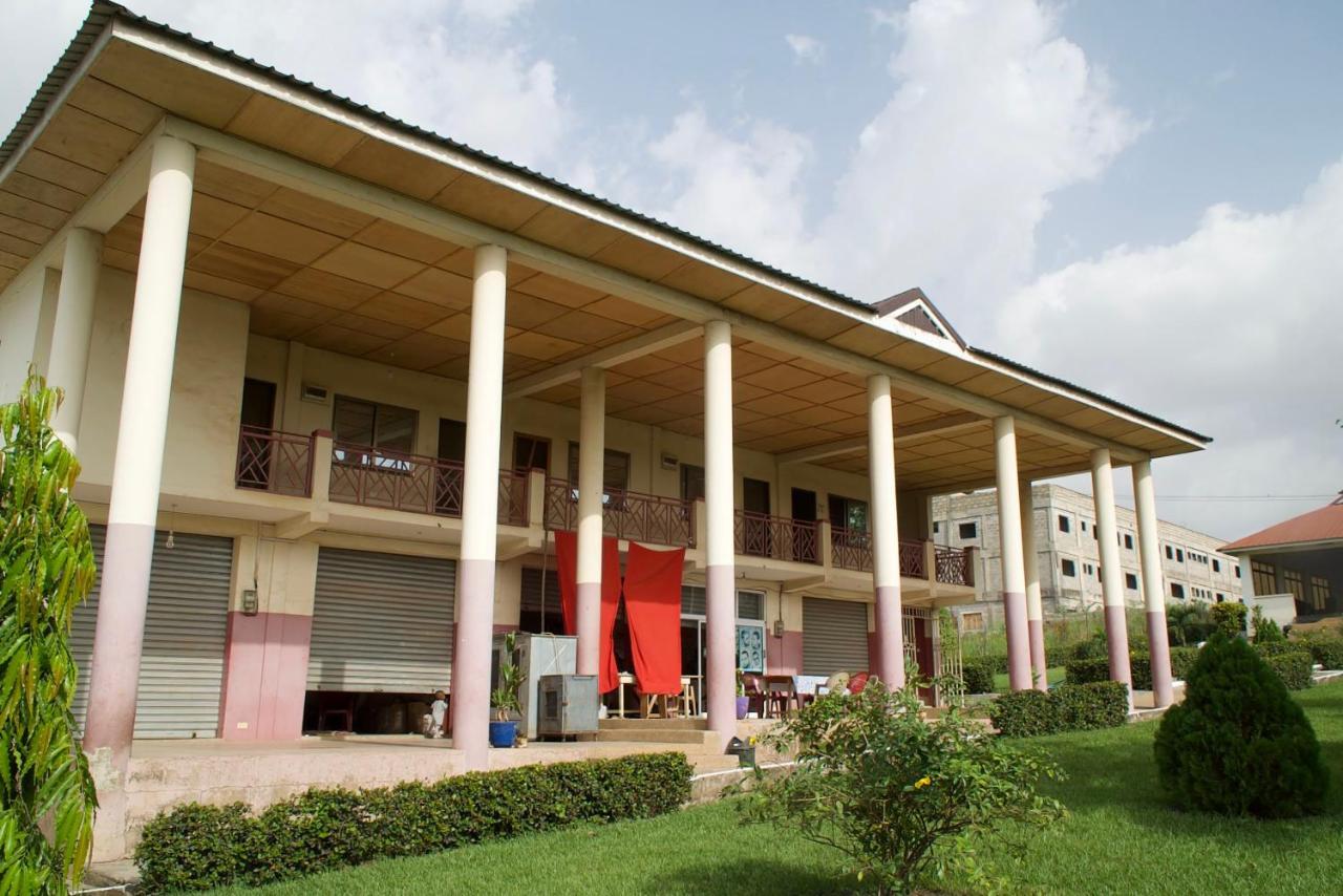 Sign Of Silence Hostel Kumasi Extérieur photo